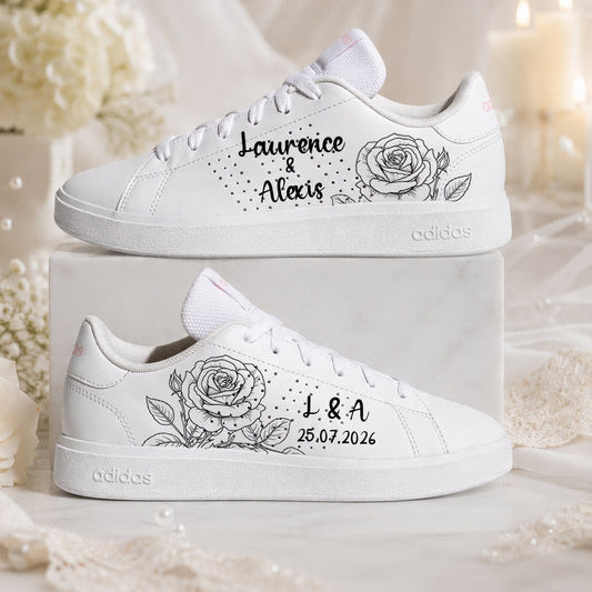 Paire de baskets mariage femme personnalisées avec dessin de rose "bohème chic".