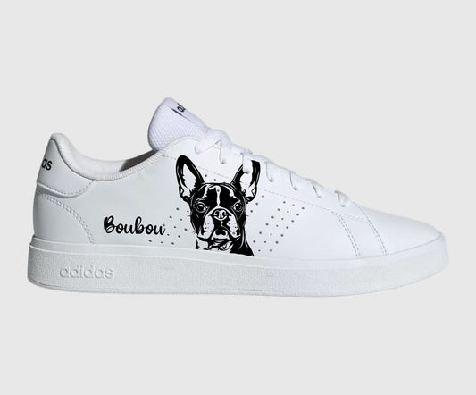 Baskets Adidas Advantage personnalisées avec portrait de bouledogue français et prénom personnalisable