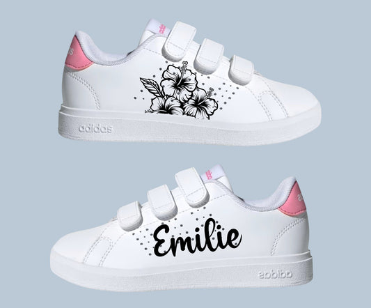 Baskets Adidas enfant à scratchs personnalisées avec motif fleurs d'hibiscus