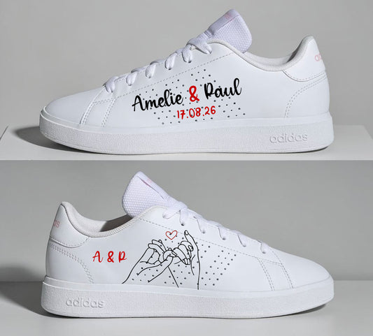 Baskets Adidas Advantage blanches personnalisées pour un mariage avec prénoms, date et motif mains liées
